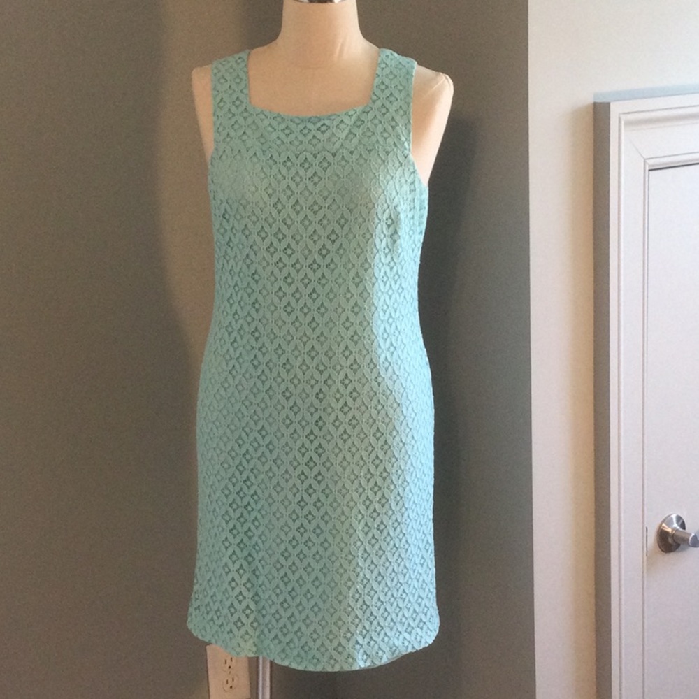 Lace dress by musette. Sz 8
